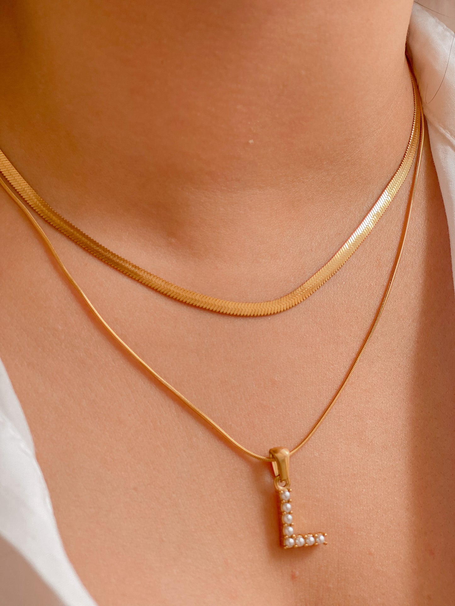 COLLIER NEJMA